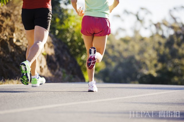 跑步健身的正确方法，这样跑健身效果才能事半功倍