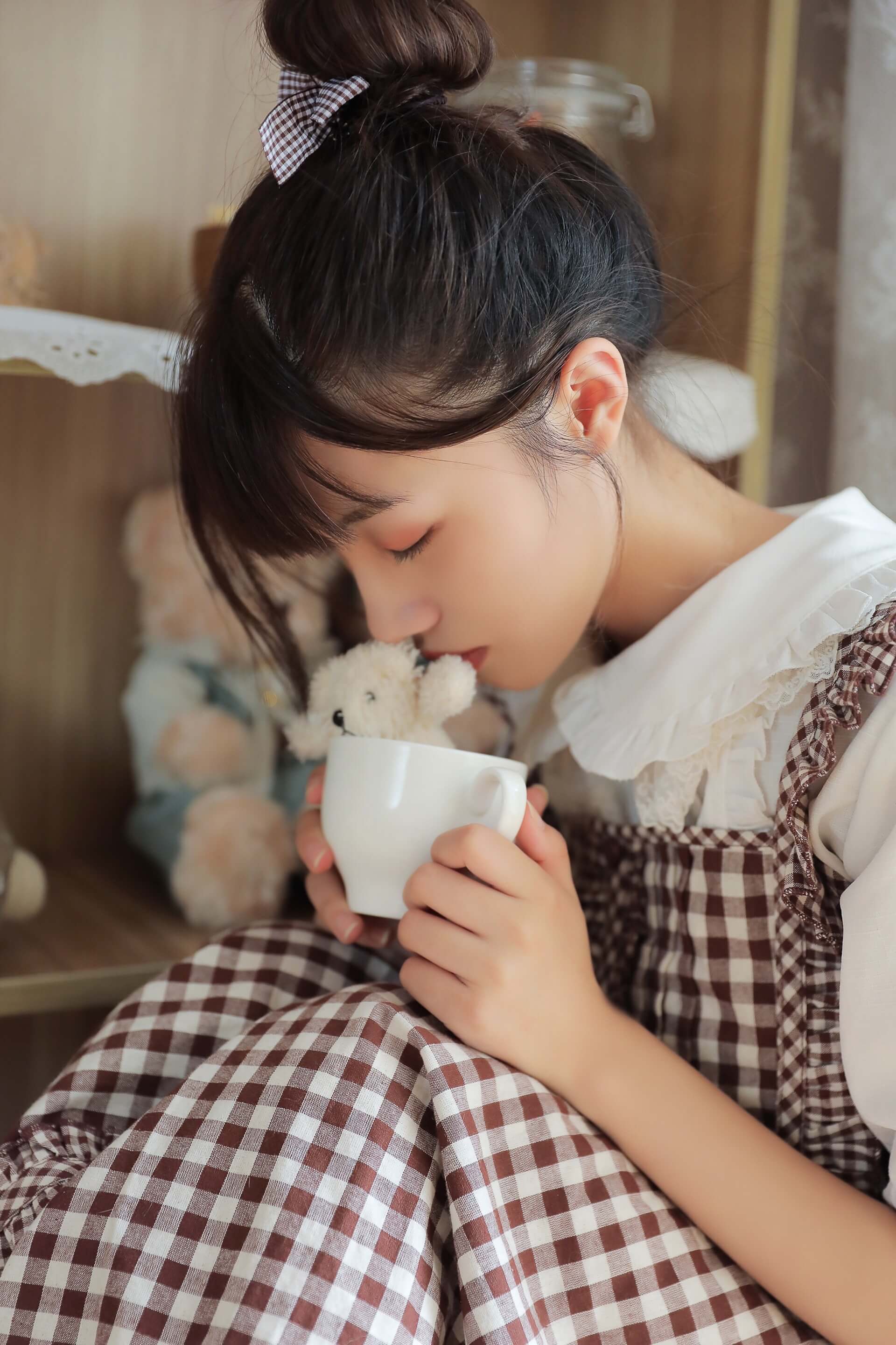 可爱文艺清纯美少女小姐姐书房清新写真