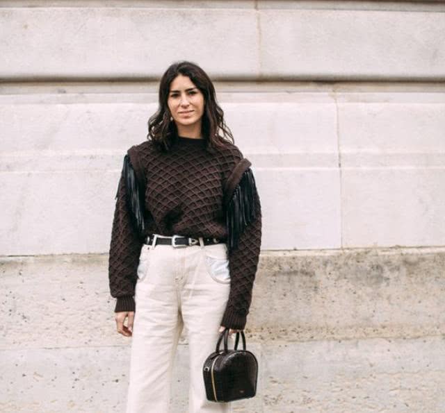 今年秋冬流行这些毛衣好看又保暖，让你变身时尚潮人