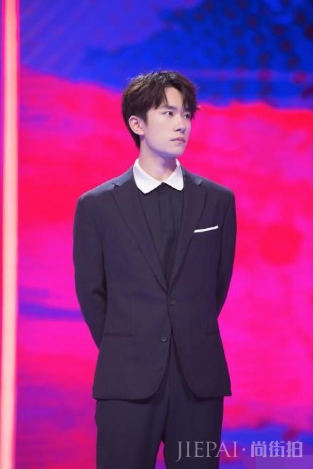 李现肖战刘昊然请你们放过粉丝们好嘛？