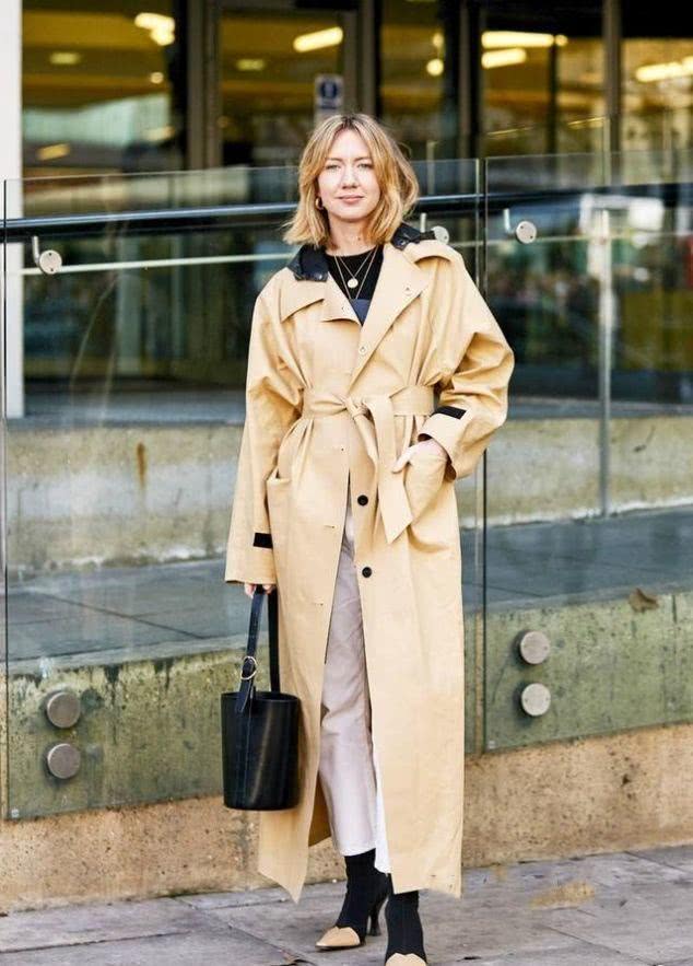 欧美街拍:这几个穿衣法则让你从同龄人中脱颖而出,随意就能穿出高级感