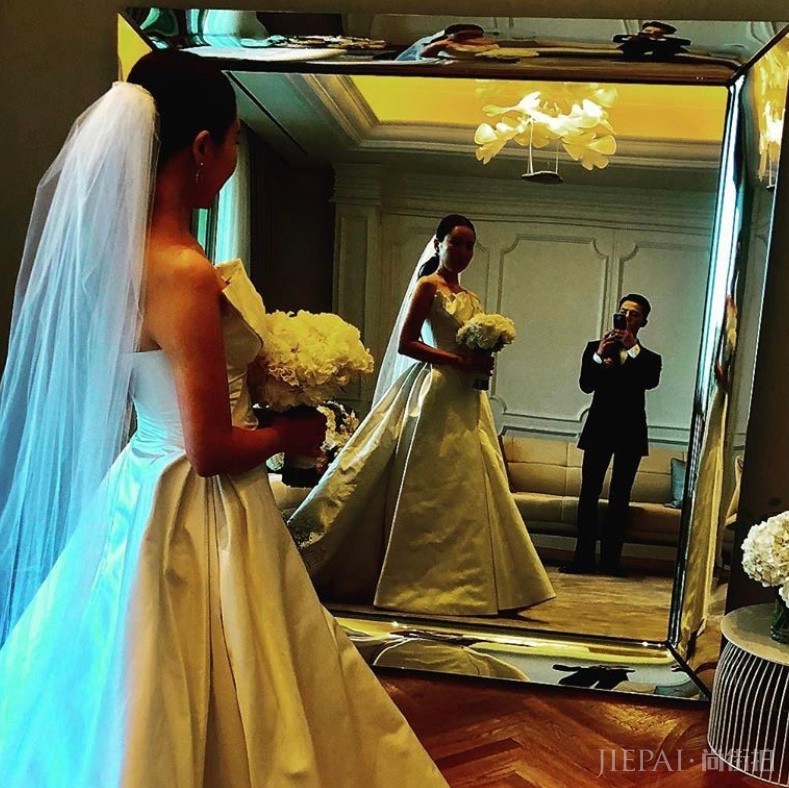 权志龙出现在姐姐婚礼现场，即将复出你期待吗？