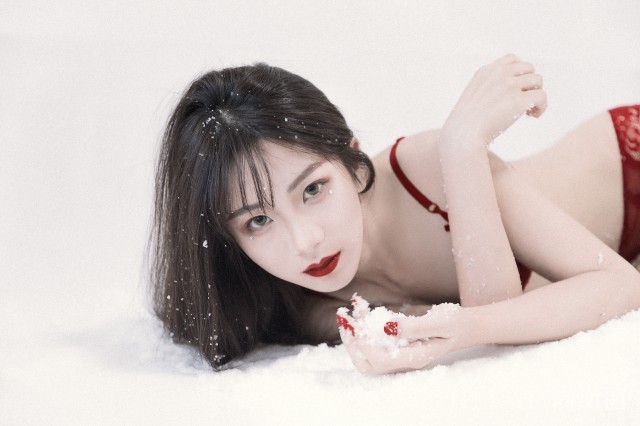 额头两边头发少适合什么刘海 3款超级流行