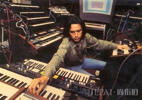 71岁老公把她宠上天!54岁巩俐甩开张艺谋阴霾,放飞自我变身小公主