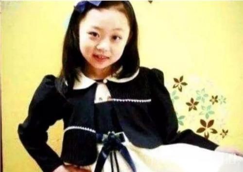 金喜善因女儿长得丑被质疑整容,网友称没长开,9年后被打脸了