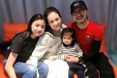 憋屈了7年，郭晶晶首曝豪门背后的心酸，难怪章子怡不要霍启山