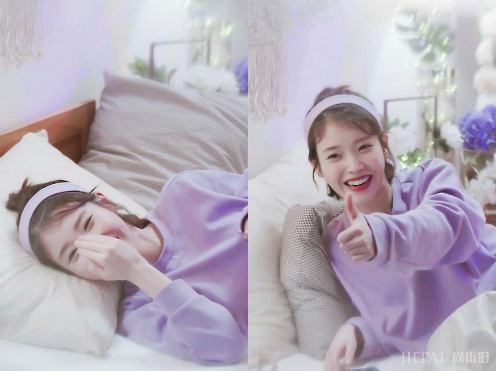 IU也太爱紫色了,从话筒到上衣再到裙子,统统都用紫色