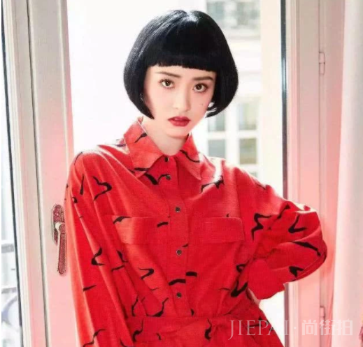 沈月第一次把我惊艳到了!曾被嫌脸大,如今终于翻身了