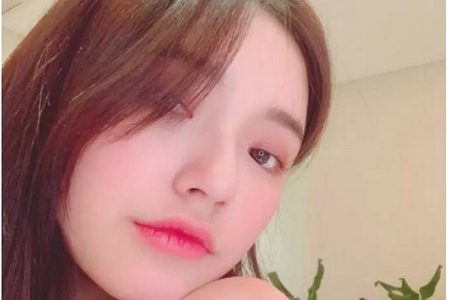 完美的桃花粉甜美妆容，春季女生想出彩全靠它