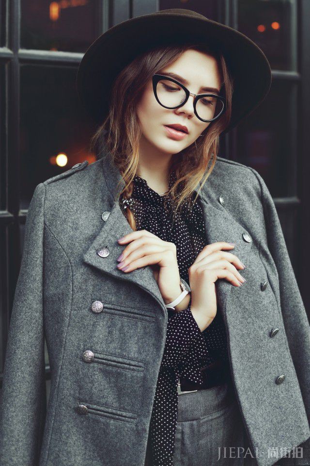 1569315225963180.jpeg 小个子女生秋季这样穿好看又显高,这些搭配技巧你需要学