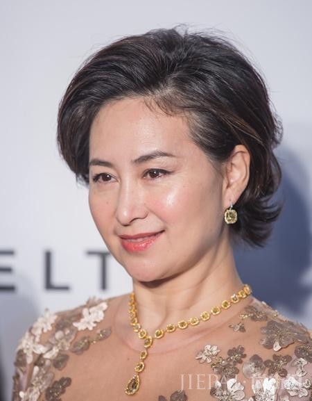 她身价高达300亿至今单身,一生挚爱陈百强,陈百强表示高攀不起