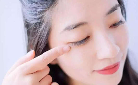 什么是皮肤屏障受损,怎样修护受损的皮肤屏障?