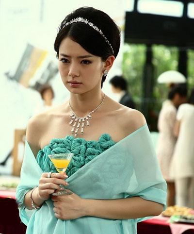 盘点《夏家三千金》五大主演现状,唐嫣最幸福,邱泽却成了渣男