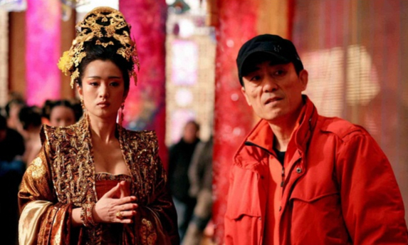 71岁老公把她宠上天!54岁巩俐甩开张艺谋阴霾,放飞自我变身小公主