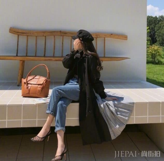 搭配裤子的几款上衣样式,不仅显得很淑女,而且省钱还实用