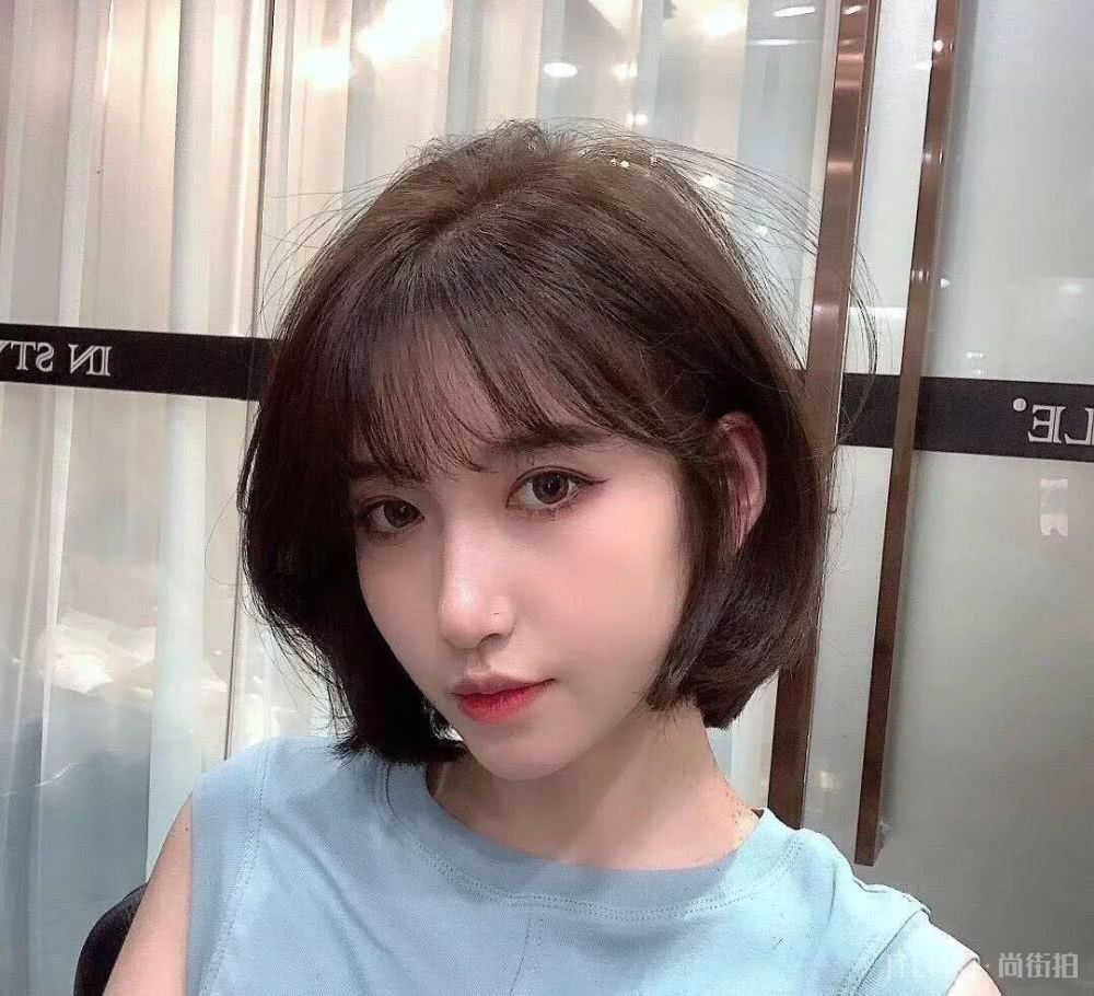 金秋流行“JJ烫”，百搭时尚不土气