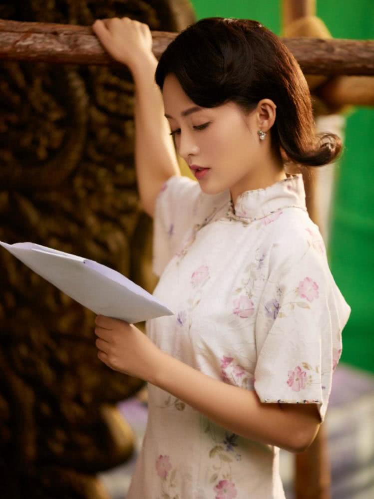 看完李沁的林徽因造型,才知道什么叫古色古香,绝代佳人