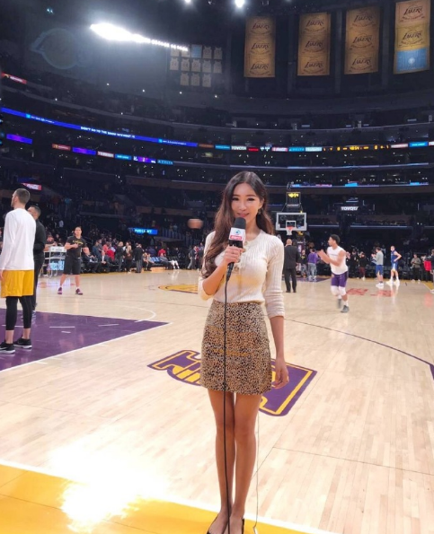 最美女主播周玲安,曾嫁大17岁美国副总,32岁依旧清纯却无人追