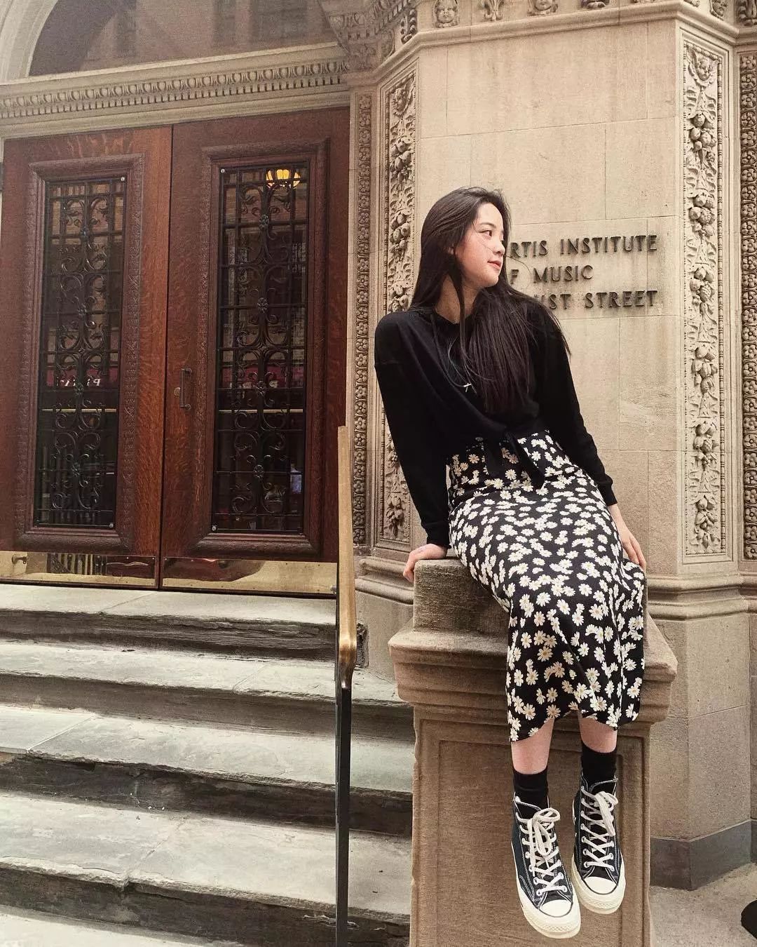 高跟鞋再也不是必需品!平底鞋+裙子才是秋季最美的搭配!