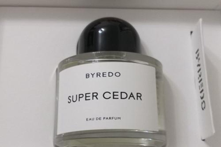 1563539380803151.jpg 味道清淡的女性香水品牌排行,怎么用出低调冷淡风