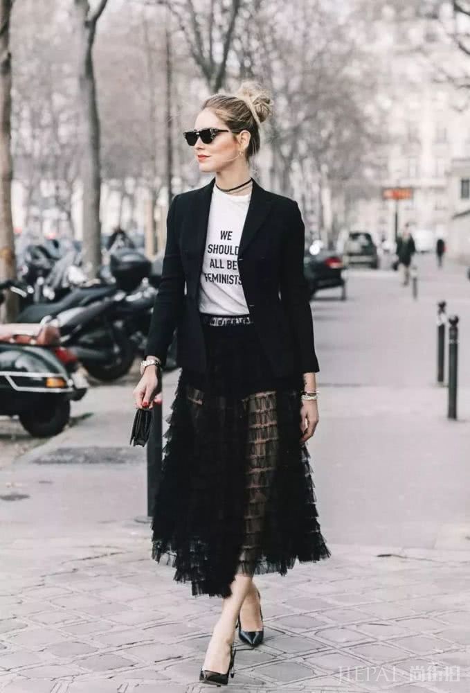 秋冬怎么穿？今年的秋天西装外套火了