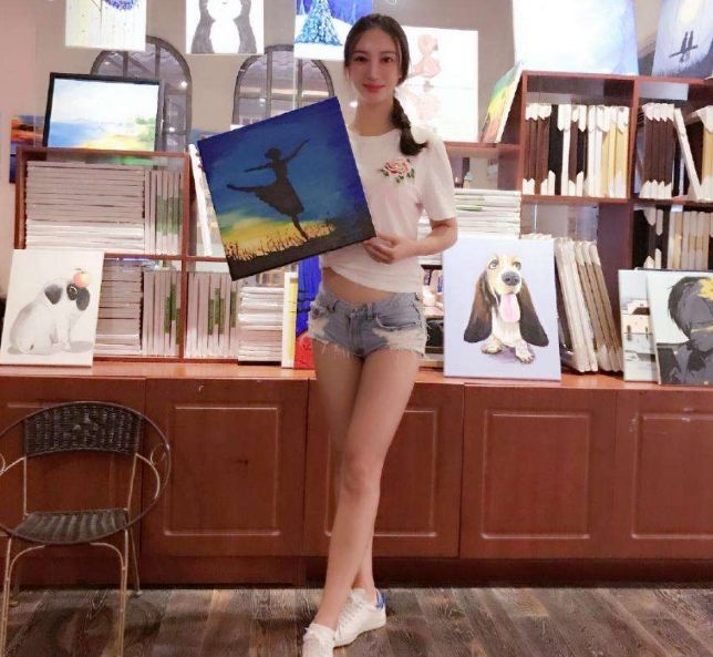 还记得《一路向西》的两大女主吗?30多岁过得越来越“滋润”