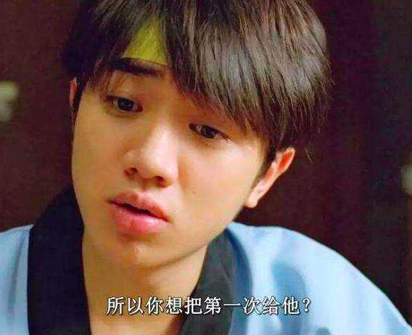 当年的王祖蓝也太帅了吧,五官清秀颜值抗打,嘴唇还没这么厚