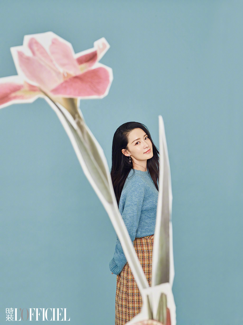 美女李沁登时尚杂志甜美风格写真图片