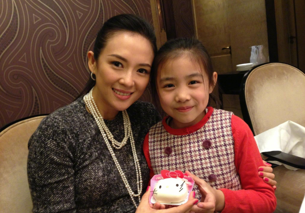 汪峰为大女儿庆生,发长文晒照自证不偏心,也没忘了要夸老婆