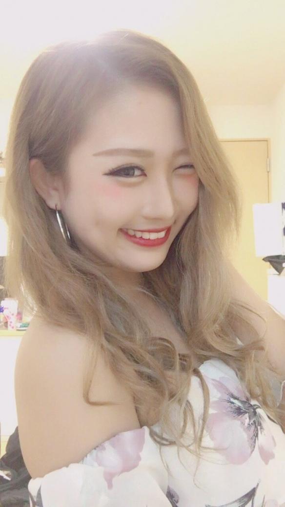 次时代辣妹超绝可爱！日杂00后人气模特伊藤桃々大波美图来袭