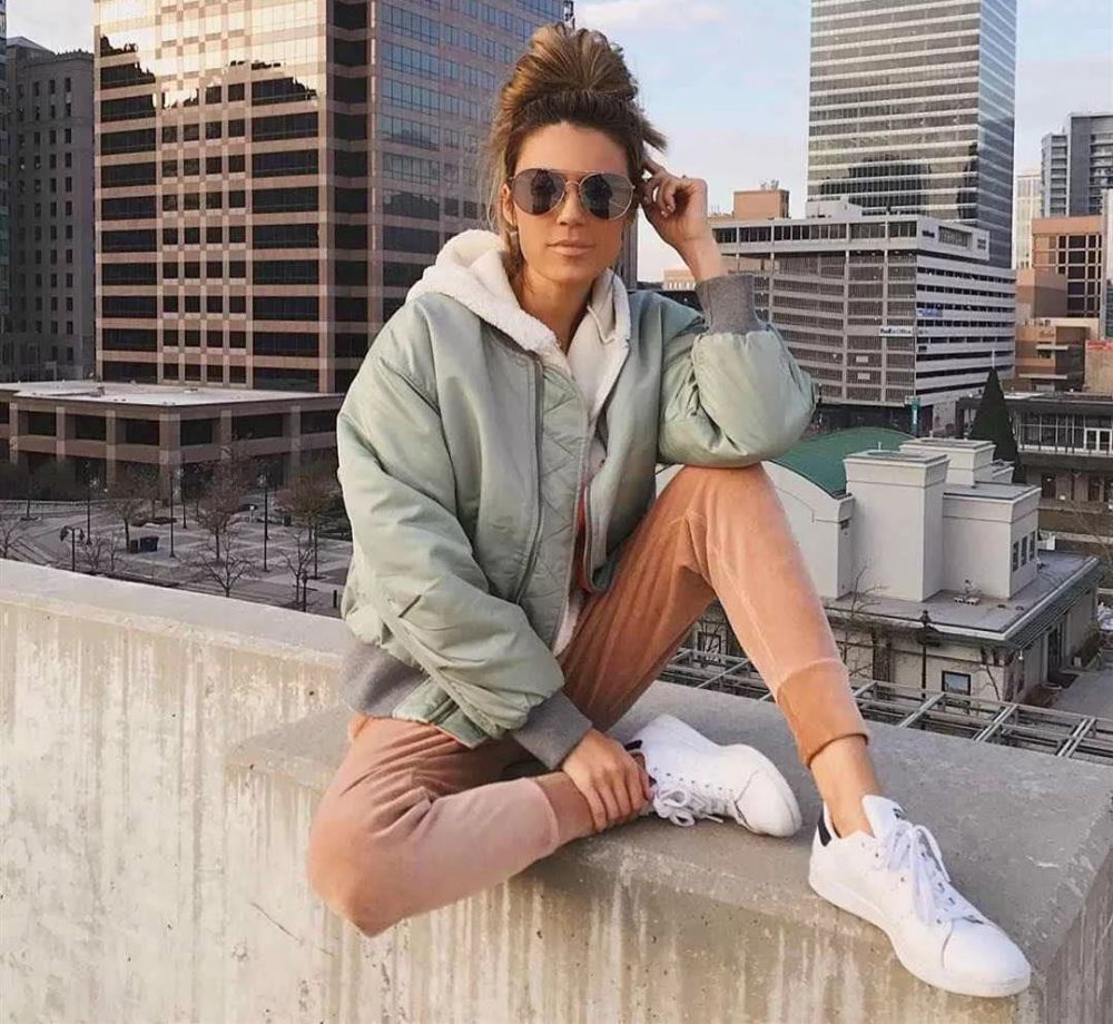 今年秋冬最火的外套是它，遮肉保暖还有个性