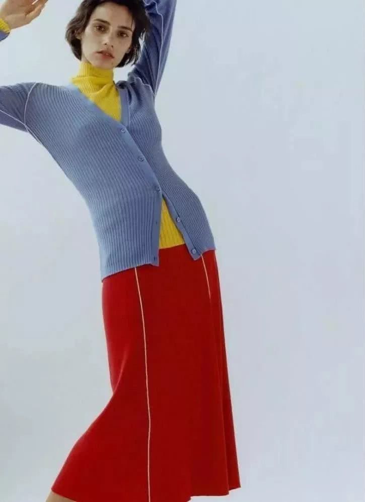 最全毛衣穿搭攻略,御寒同时不忘审美,这7种搭配让你美一冬季