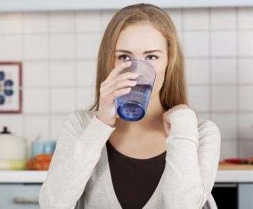 为什么不爱保养的女性肌肤却最好？很多人都不懂，答案其实很简单