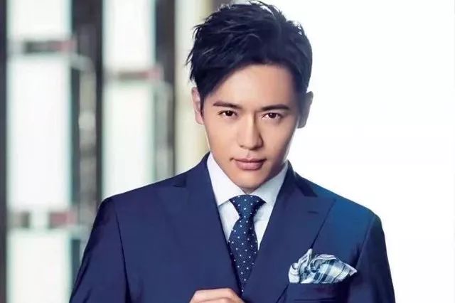 案件又有新进展！高云翔休庭期间开怀大笑，女当事人曾主动求合影