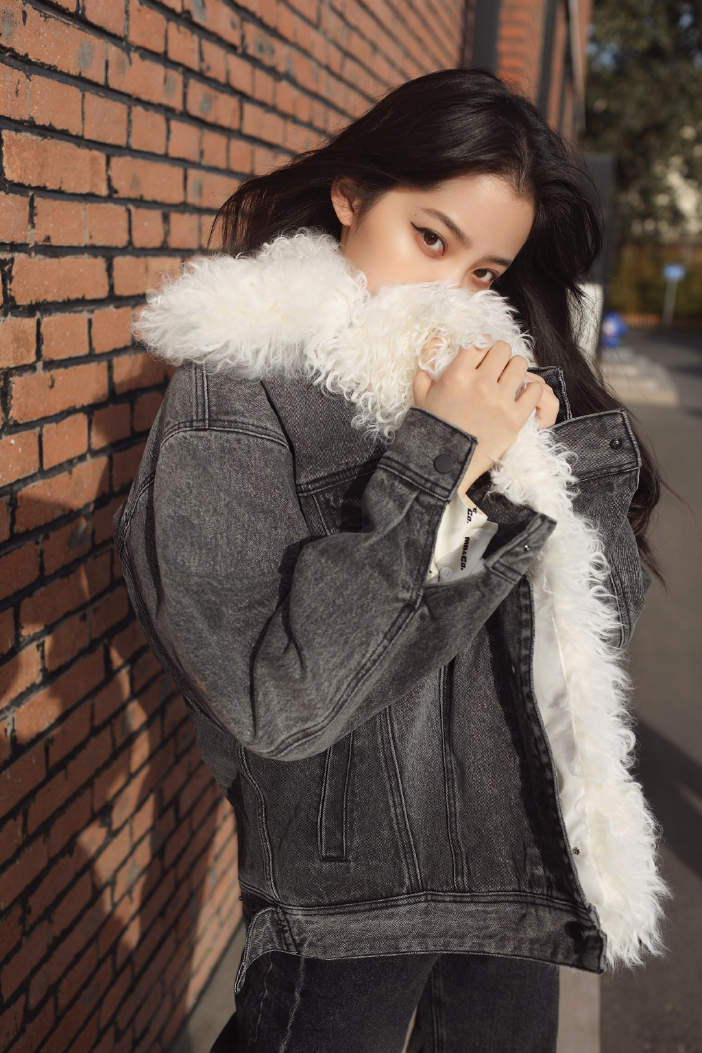 欧阳娜娜私服养眼街拍图片