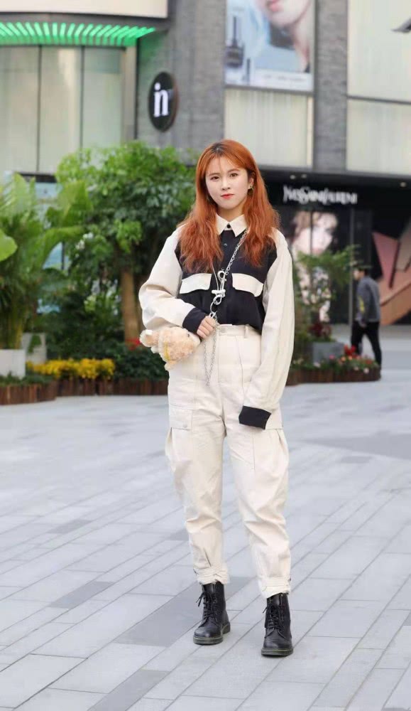 别羡慕潮GIRL啦!你和酷酷的工装女孩,你就差这一套小心机哦