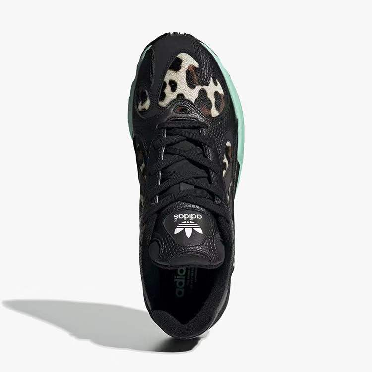 黑紫与黑绿豹纹!adidas Yung-1 全新配色首亮相