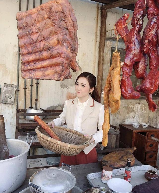 TVB新晋女神热播剧被称“威龙潘金莲”内地拍节目大秀身材