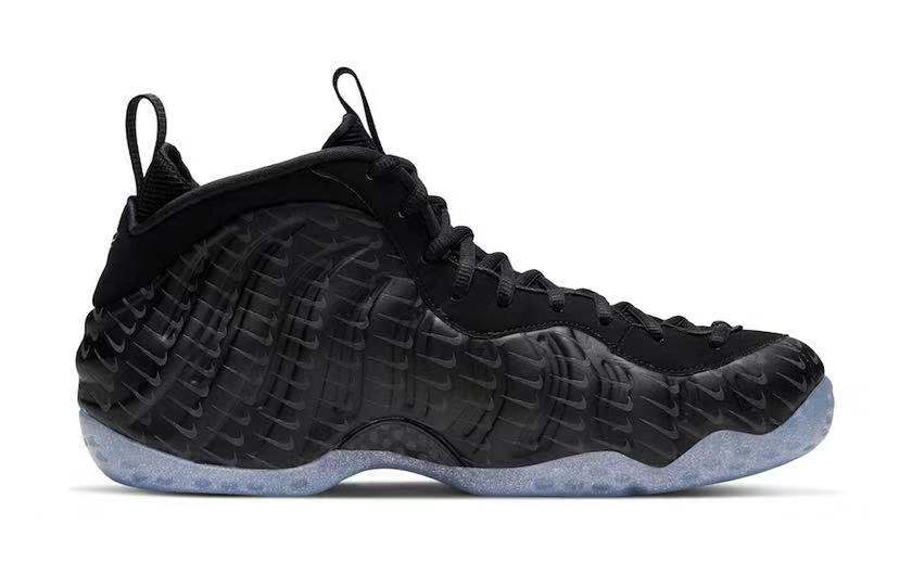 满屏 Swoosh Logo!这双 Air Foamposite One 你喜欢吗?