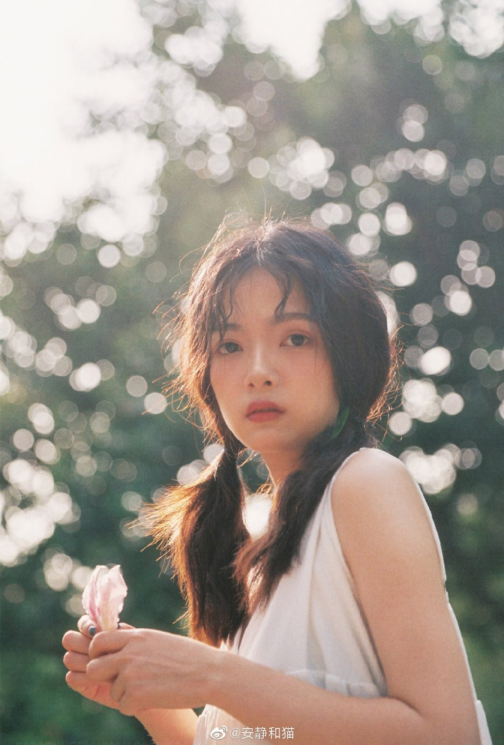 元气美女双马尾日系清纯写真图片