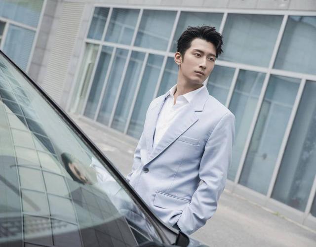 盘点被“加戏”质疑坑了的明星：罗云熙被骂上热搜，她被P遗照