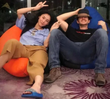 谢霆锋的基因有多强大?张柏芝晒三胎儿子正面照,长相一言难尽!