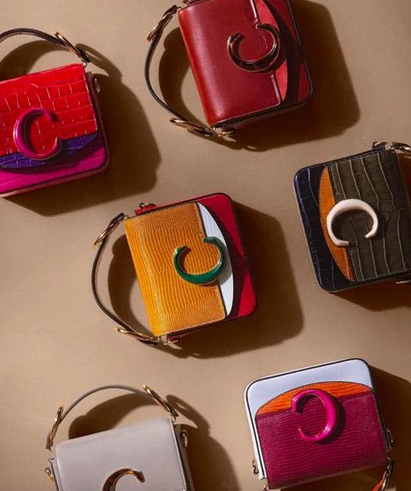 今年必买的 7大包款又有哪些呢？百万带你看看，现在买起来还不算太晚！