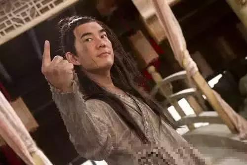 娱乐圈长得很丑却想演绝世美男的八名男星，第一名还行