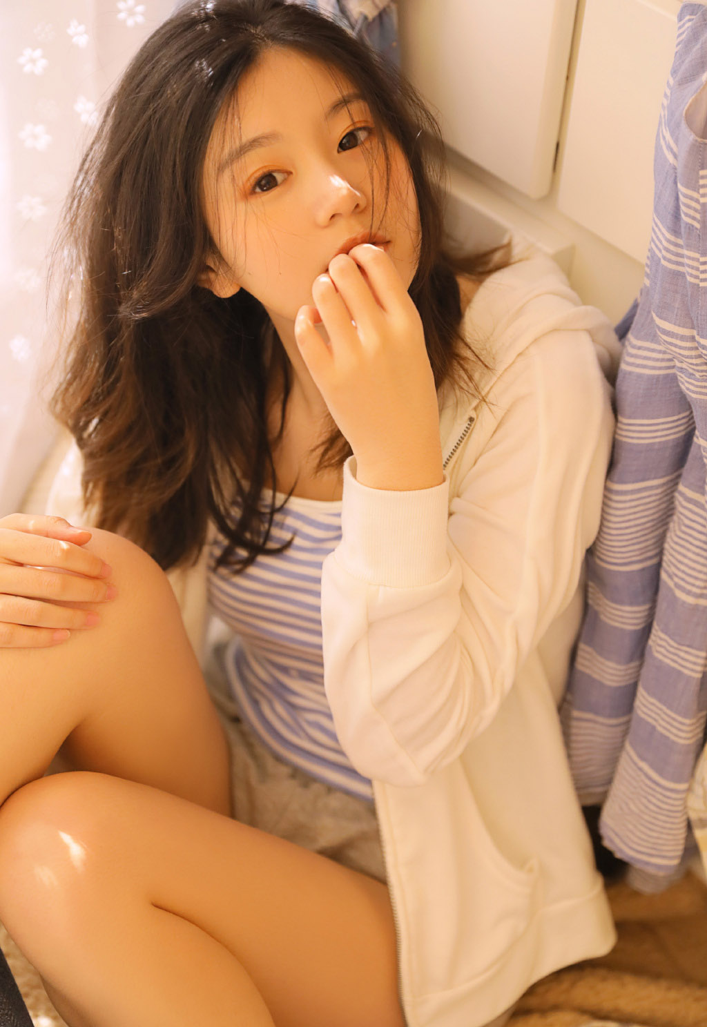 长腿美女尤物性感丰满诱惑写真