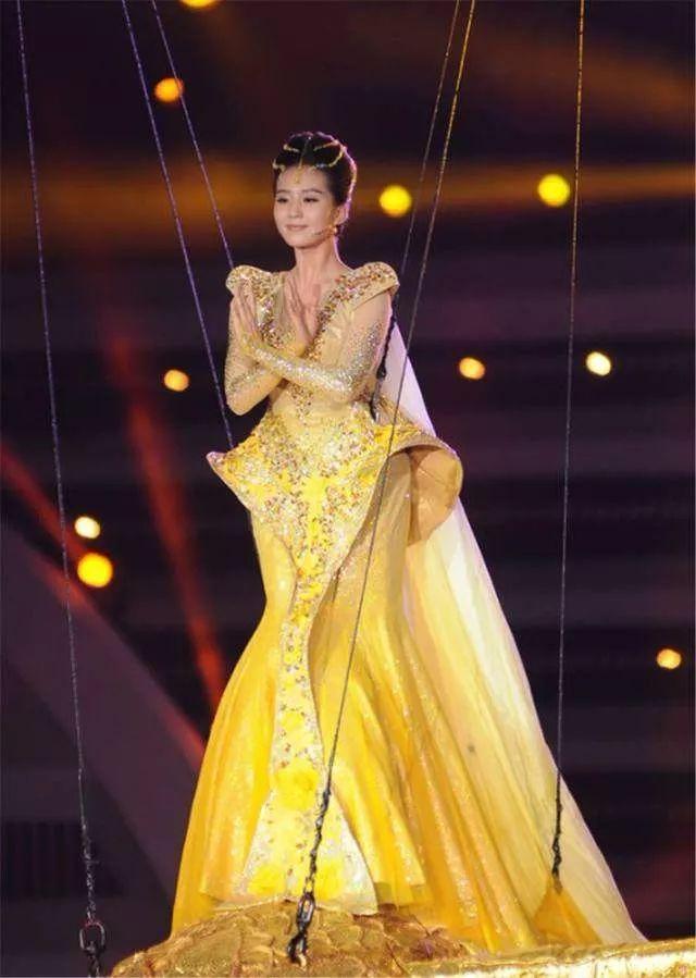 有魔咒?女明星们只要当上“金鹰女神”,事业就会下滑