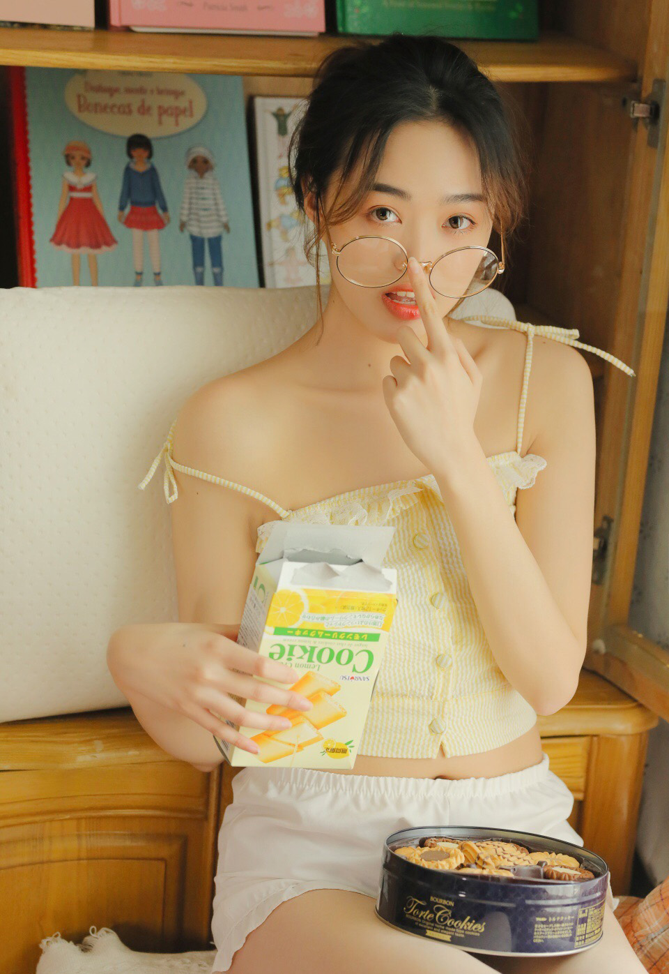 丰满美女小姐姐大胆诱人性感写真