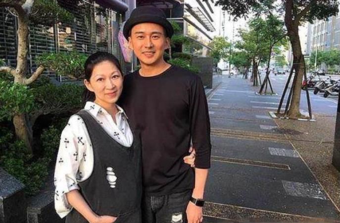 她为了生娃选择息影,打百针终不孕,今47岁突然喜得一对龙凤胎