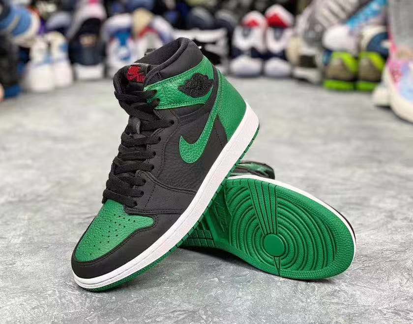 今年的 Air Jordan 1 都没抢到?不要惊慌,明年还有这款黑绿在等你!