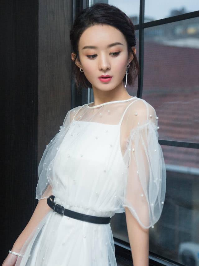 脸上有这4个特征的女生,一定要拒绝留“短发”,显老不说还邋遢